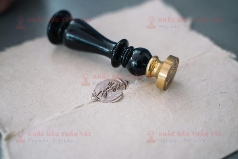 Cách sử dụng con dấu sáp hiệu quả trong công việc và nghệ thuật trang trí