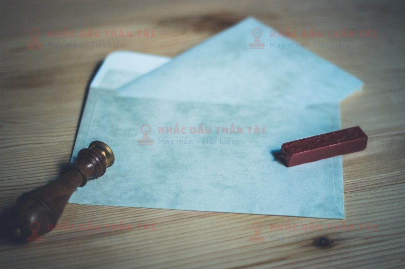Con dấu sáp theo yêu cầu: Lợi ích và ứng dụng trong doanh nghiệp