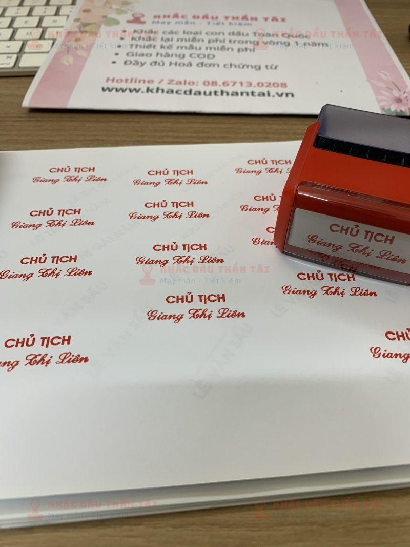 Khắc con dấu Tên và Chức danh Chủ Tịch Giang Thị Liên chuyên nghiệp