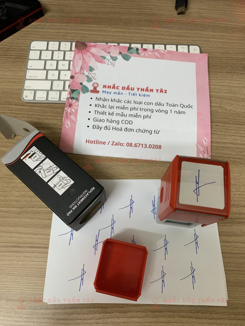 Khắc Con Dấu Chữ Ký Hình Vuông Theo Yêu Cầu - Trung Tâm Khắc Dấu Thần Tài
