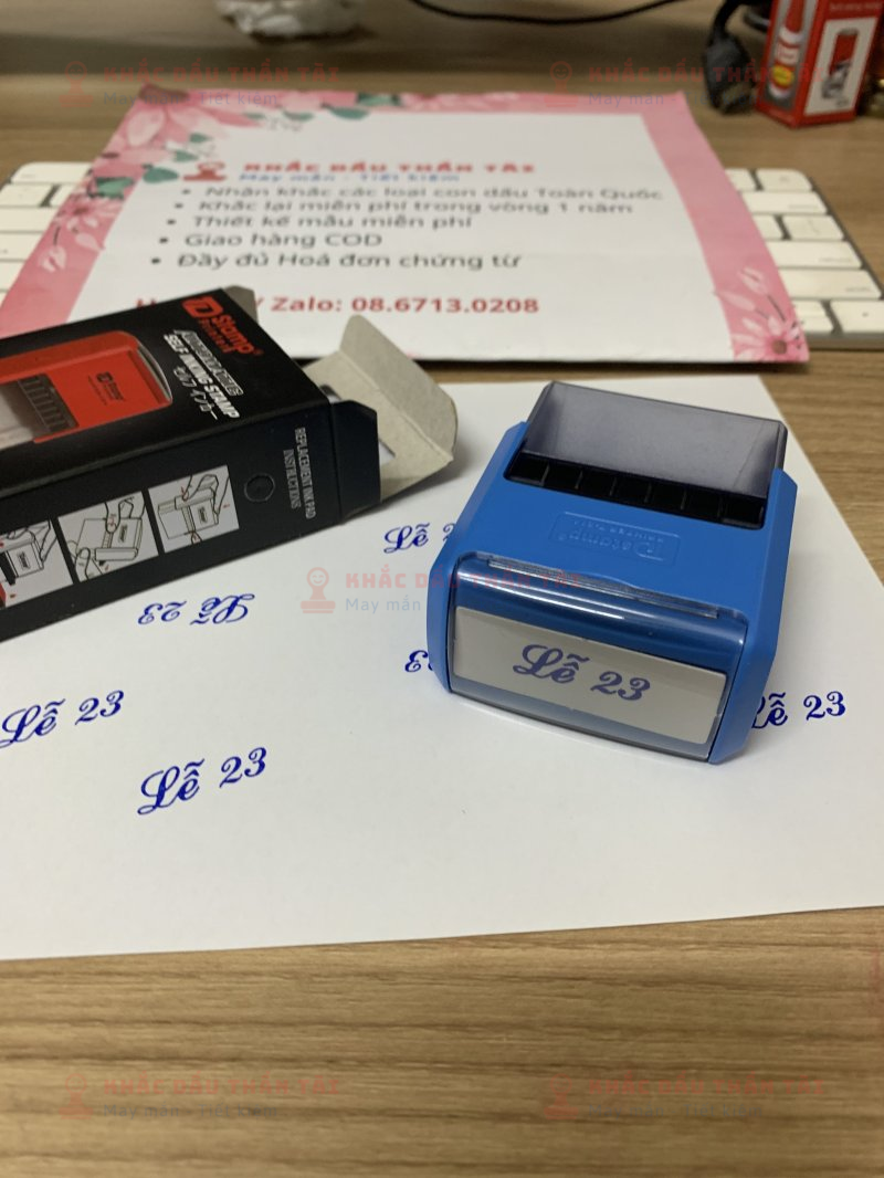 Khắc con dấu chữ Lễ 23 theo yêu cầu - Trung Tâm Khắc Dấu Thần Tài, Hotline 08.6713.0208