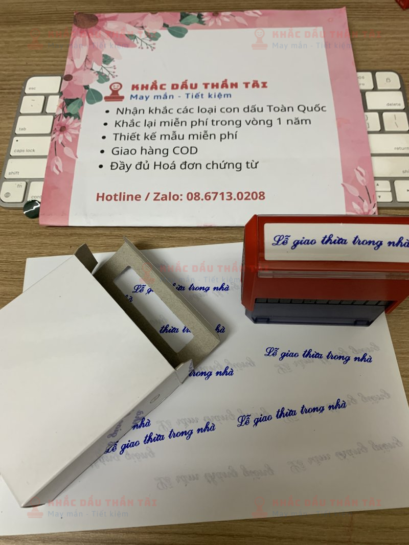 Khắc con dấu chữ 