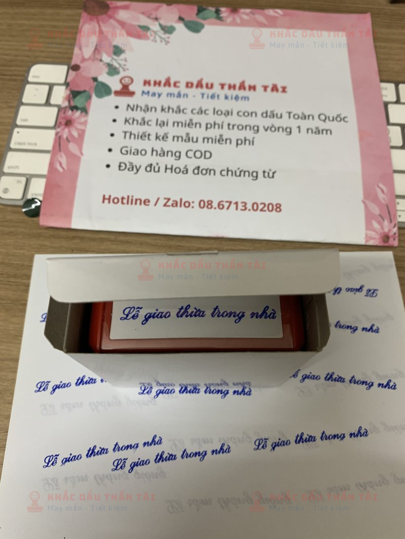 Khắc con dấu chữ Lễ giao thừa trong nhà theo yêu cầu