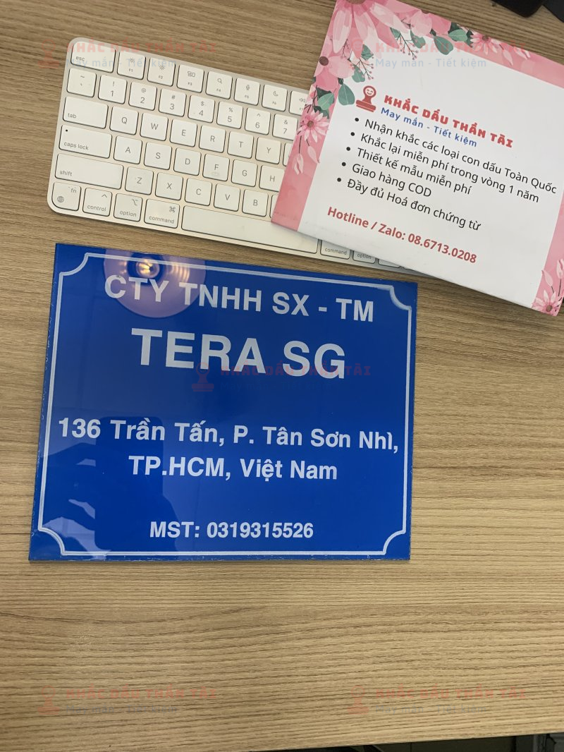 Làm bảng Mica tên Công ty TNHH Tera SG