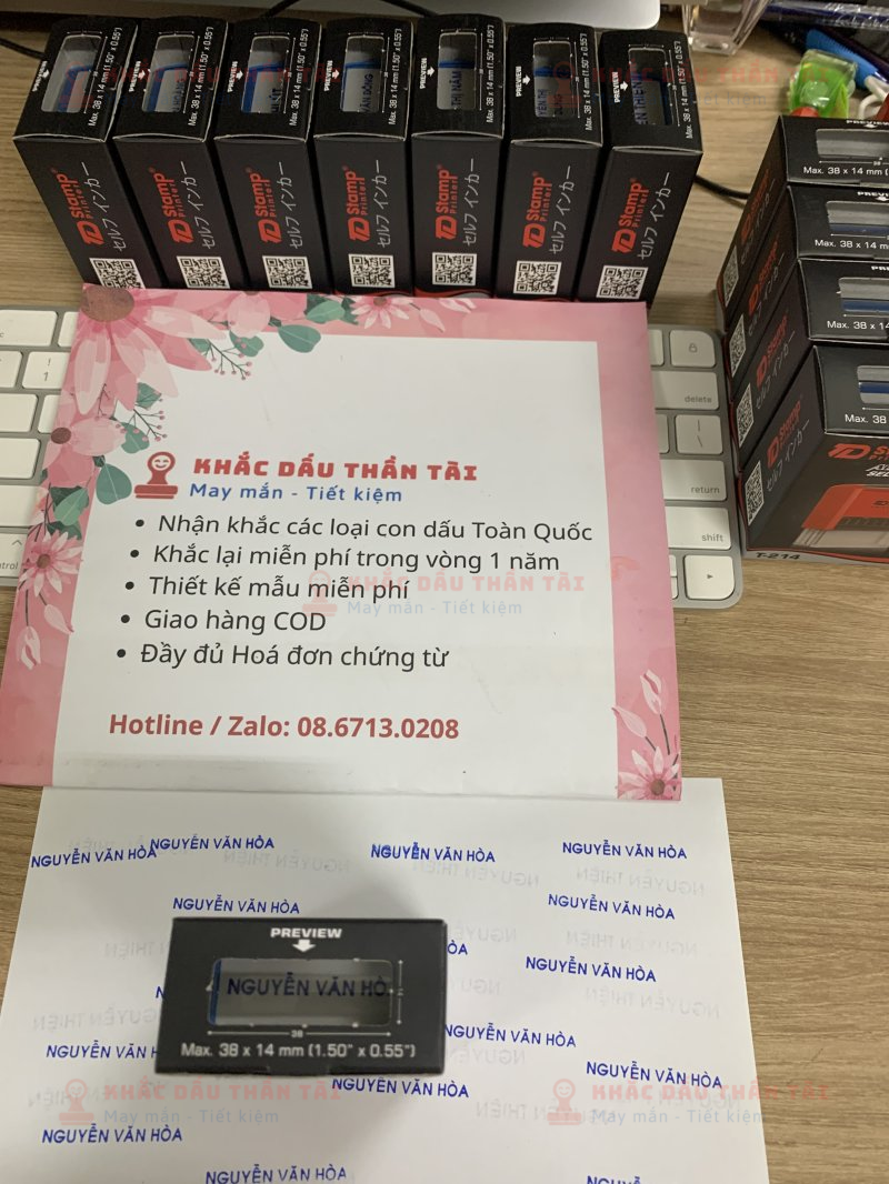 Khắc con dấu Tên Nguyễn Văn Hoà