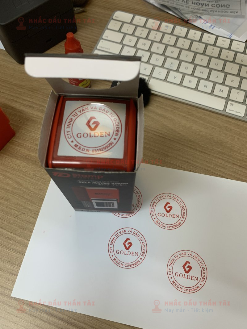 Khắc con dấu tròn Logo công ty TNHH Golden tại Trung Tâm Khắc Dấu Thần Tài