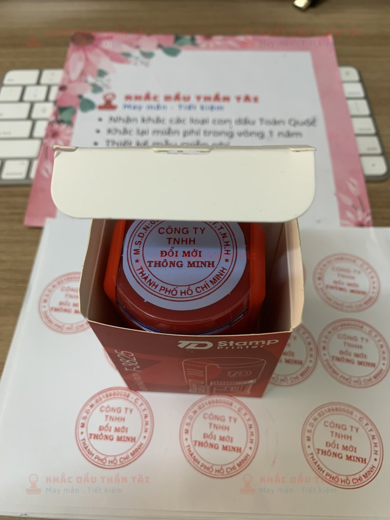 Khắc dấu Tròn công ty TNHH Đổi Mới Thông Minh tại Trung Tâm Khắc Dấu Thần Tài, TP.HCM