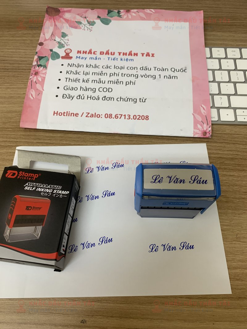 Khắc Con Dấu Tên Lê Văn Sáu - Mực Xanh tại Trung Tâm Khắc Dấu Thần Tài