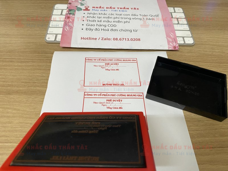 Khắc con dấu Phê Duyệt cho Công Ty Cổ Phần Phú Cường Hoàng Gia bằng công nghệ Khắc dấu Flash sắc nét