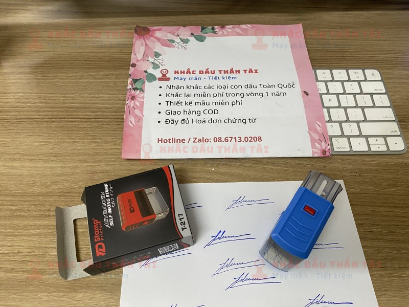 Khắc con dấu chữ ký cho Ys Hiền tại Trung Tâm Khắc Dấu Thần Tài, TP.HCM