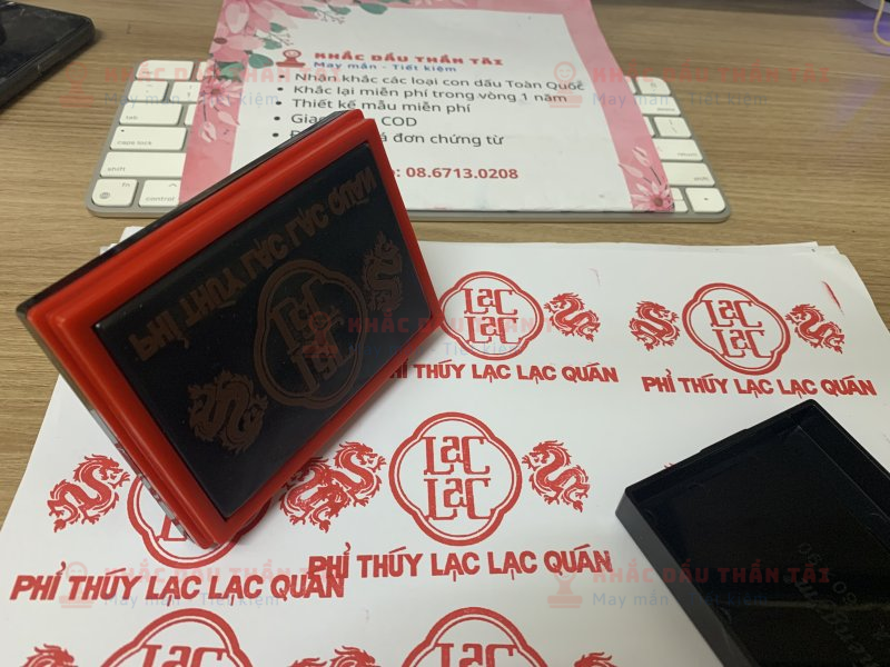 Khắc con dấu Logo Nhà hàng Phỉ Thuý Lạc Lạc Quán