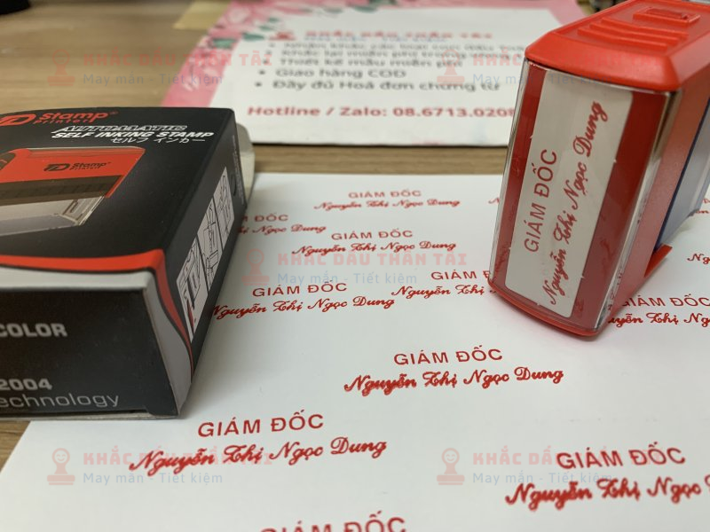Khắc dấu Tên và Chức danh Giám đốc Nguyễn Thị Ngọc Dung chuyên nghiệp