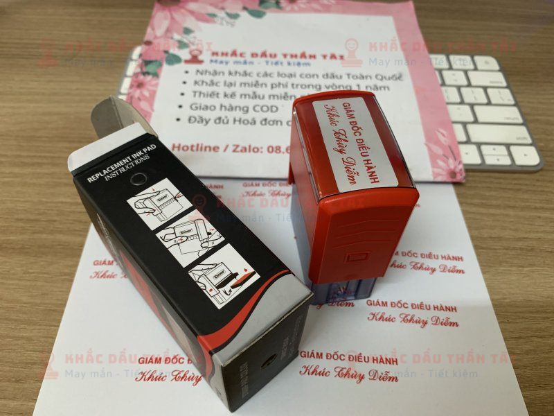 Khắc con dấu Tên Khúc Thuỳ Diễm và Chức danh Giám đốc điều hành