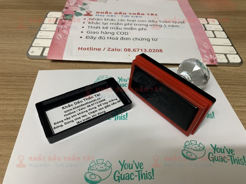 Khắc dấu Giáo viên Trường quốc tế You_Have_Guac_This màu xanh lá cây