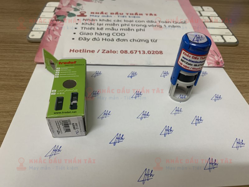 Khắc con dấu chữ ký nháy Nguyễn Thuý Quỳnh - Mực Xanh