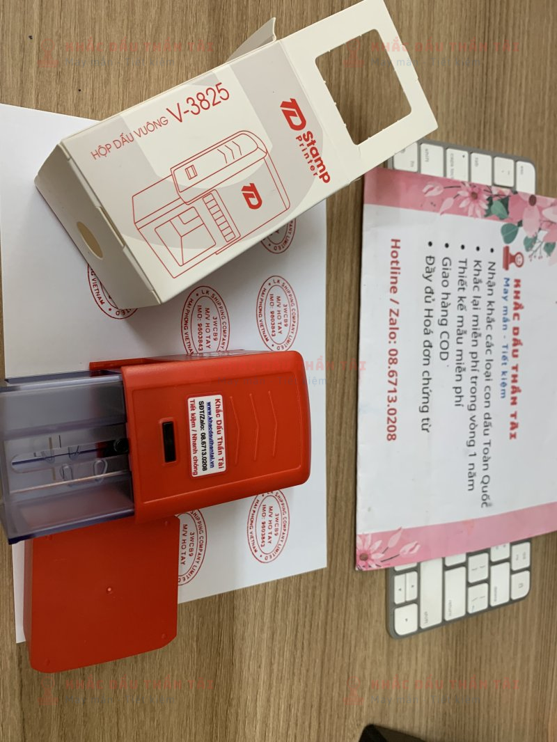 Khắc con dấu Hình Oval Công ty LK Shipping Company Limited