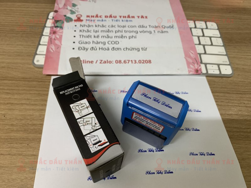 Khắc con dấu tên Phan Thị Diễm - Mực Xanh