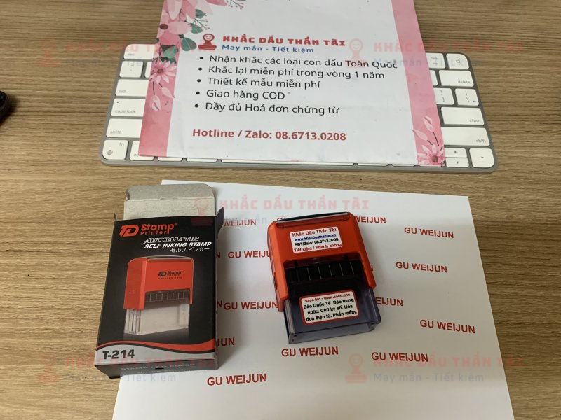 Khắc con dấu tên tiếng Anh Gu Weijun