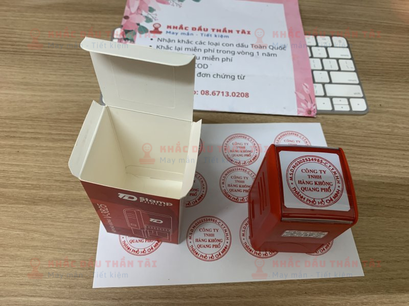 Khắc con dấu tròn Công Ty Trách Nhiệm Hữu Hạn Hàng Không Quang Phổ