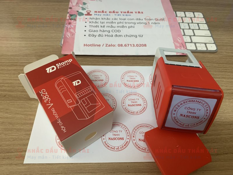 Khắc con dấu tròn Công Ty Trách Nhiệm Hữu Hạn Nascons