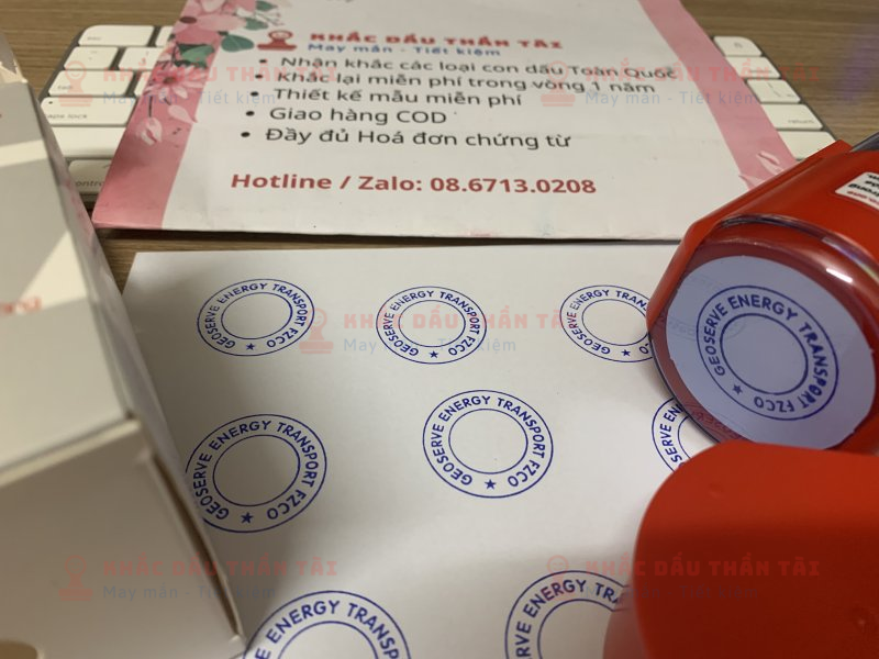 Khắc dấu QC theo yêu cầu, nội dung Geoserve Energy Transport FZCO, mực xanh