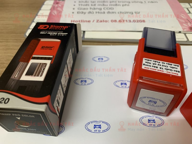 Khắc con dấu Oval XT 32 mực xanh chuyên đóng giấy A4