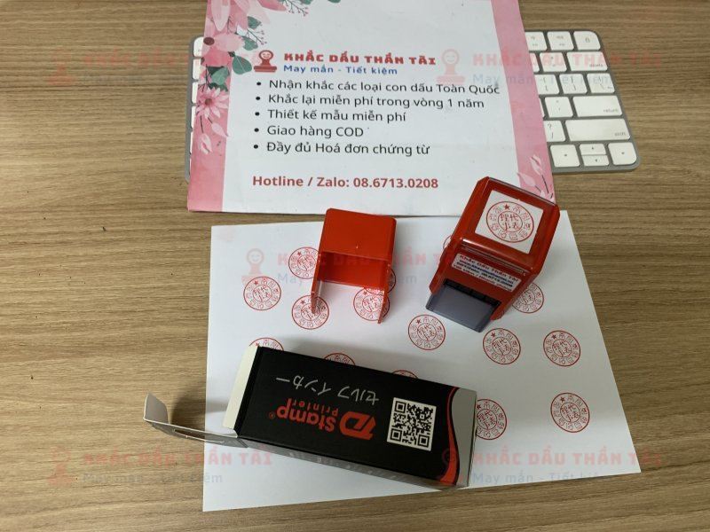 Khắc con dấu tròn 2cm chữ tiếng Trung theo yêu cầu, mực đỏ